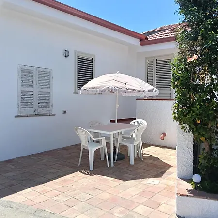 Hébergement de vacances Domu Istella - A SantʼAnna Arresi